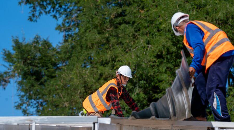 Expert top industrial roofings services in Glandorf, OH